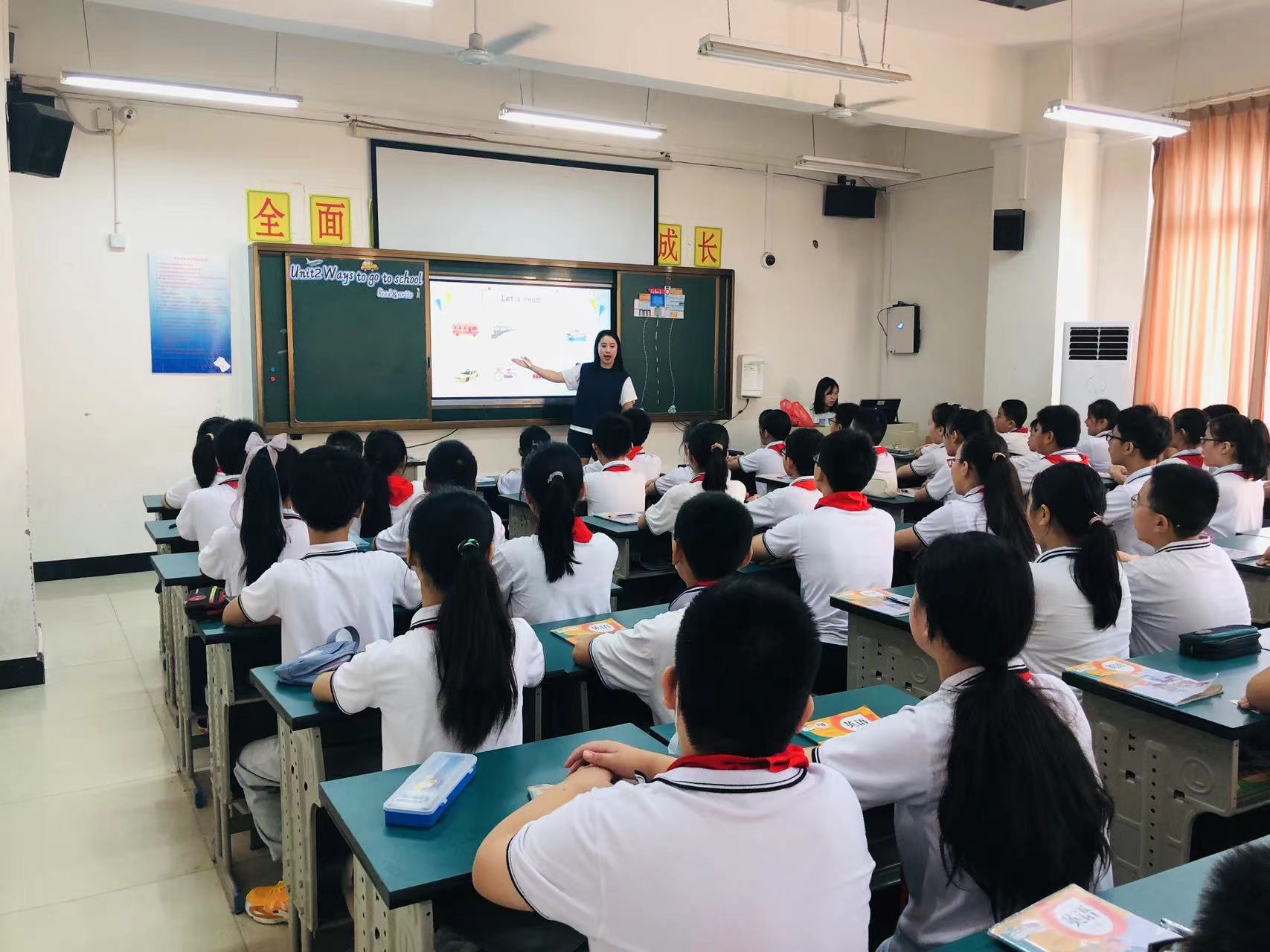 樊婷.jpg 樊婷.jpg