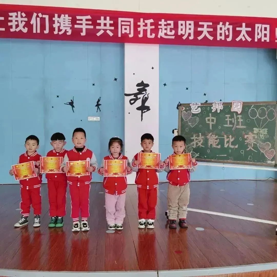 b1e02851a225af881b38d696f62ef4b9.jpg b1e02851a225af881b38d696f62ef4b9.jpg