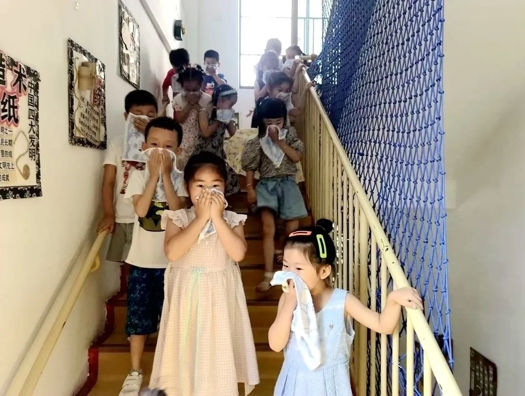 2e5b8e6477a5b6581cd0376c3a24fc39.jpg 2e5b8e6477a5b6581cd0376c3a24fc39.jpg