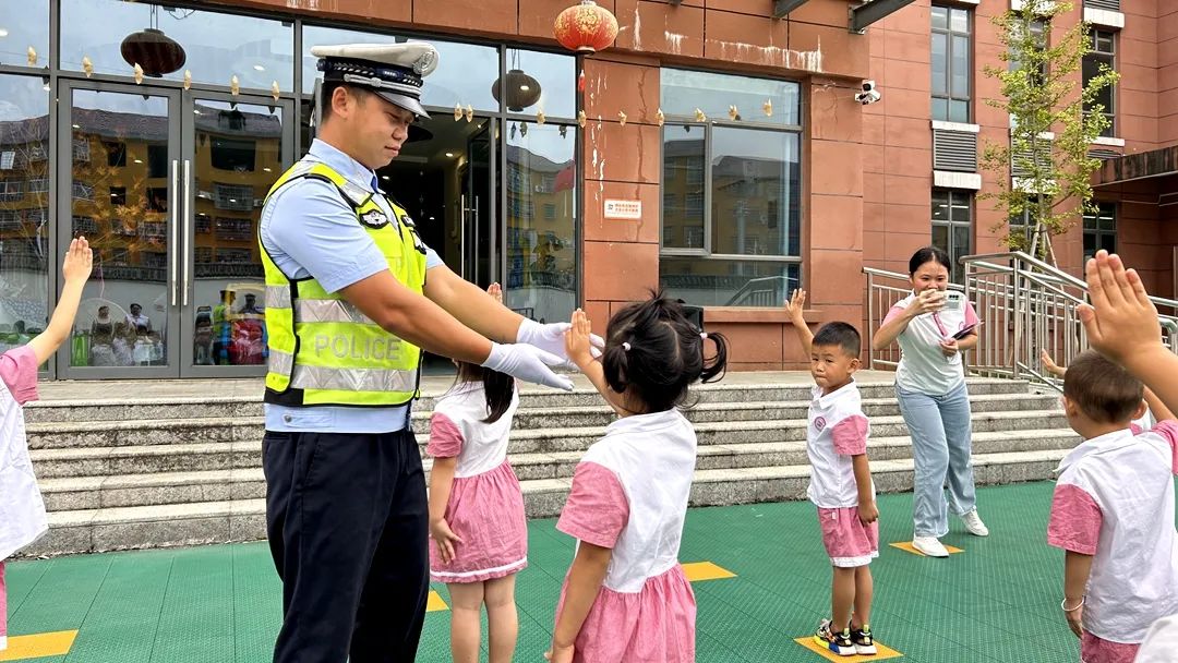 a0a953022825e894e89394a820567af8.jpg a0a953022825e894e89394a820567af8.jpg